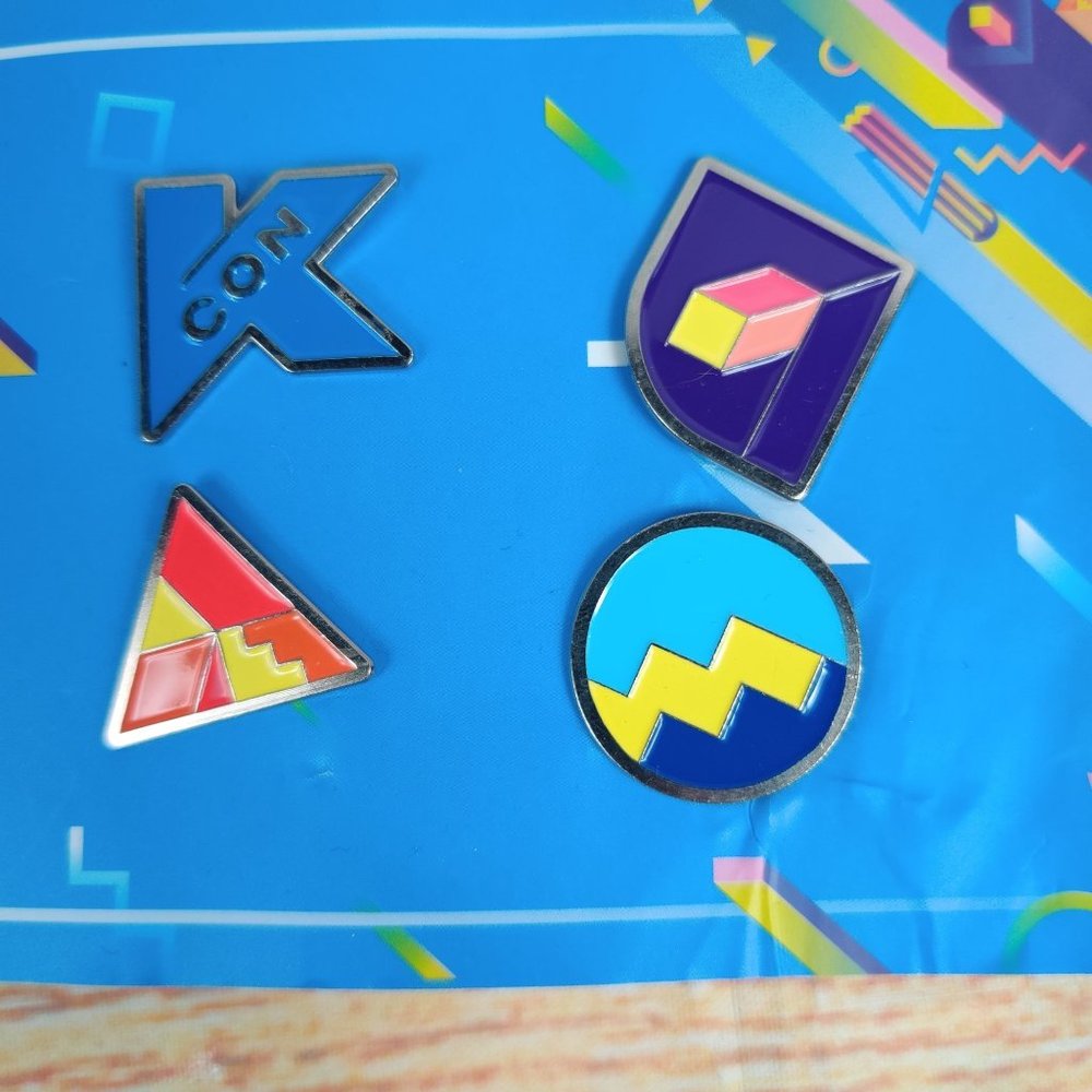 KCon expo 2017 k-pop K-Beauty BTS korean exclusive abstract enamel pins 4 pack - Picture 4 of 5
